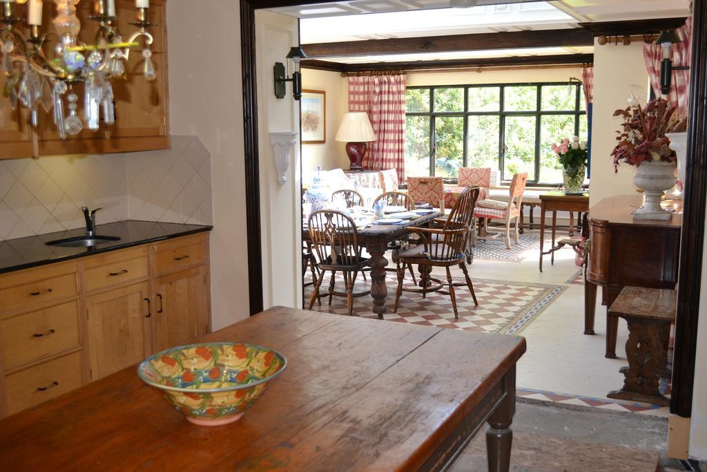Bed and Breakfast Hambledon House Godalming Exteriér fotografie